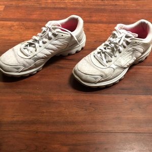 White Skechers Women’s Shoes